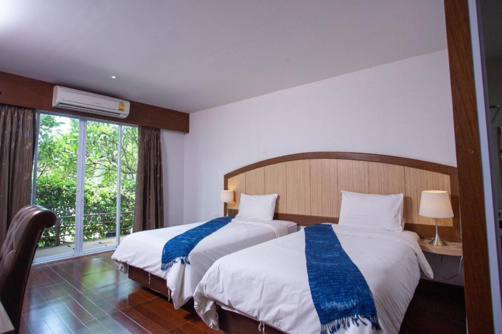 Nh Elegant Hotel Sakon Nakhon Exteriér fotografie