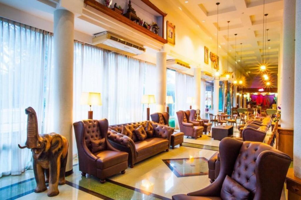 Nh Elegant Hotel Sakon Nakhon Exteriér fotografie