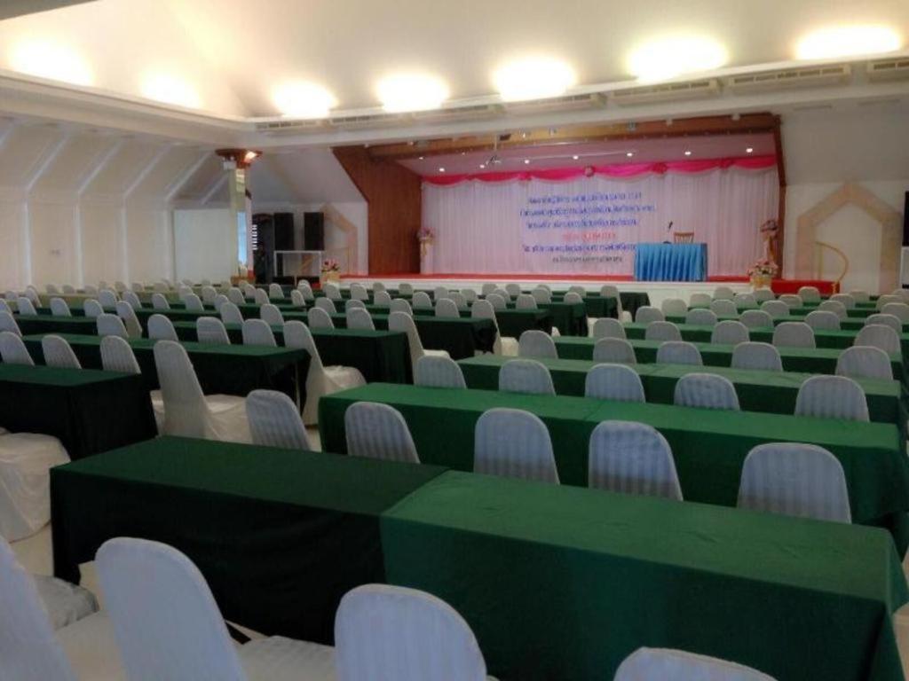 Nh Elegant Hotel Sakon Nakhon Exteriér fotografie