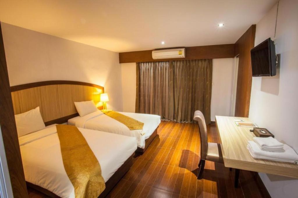Nh Elegant Hotel Sakon Nakhon Exteriér fotografie