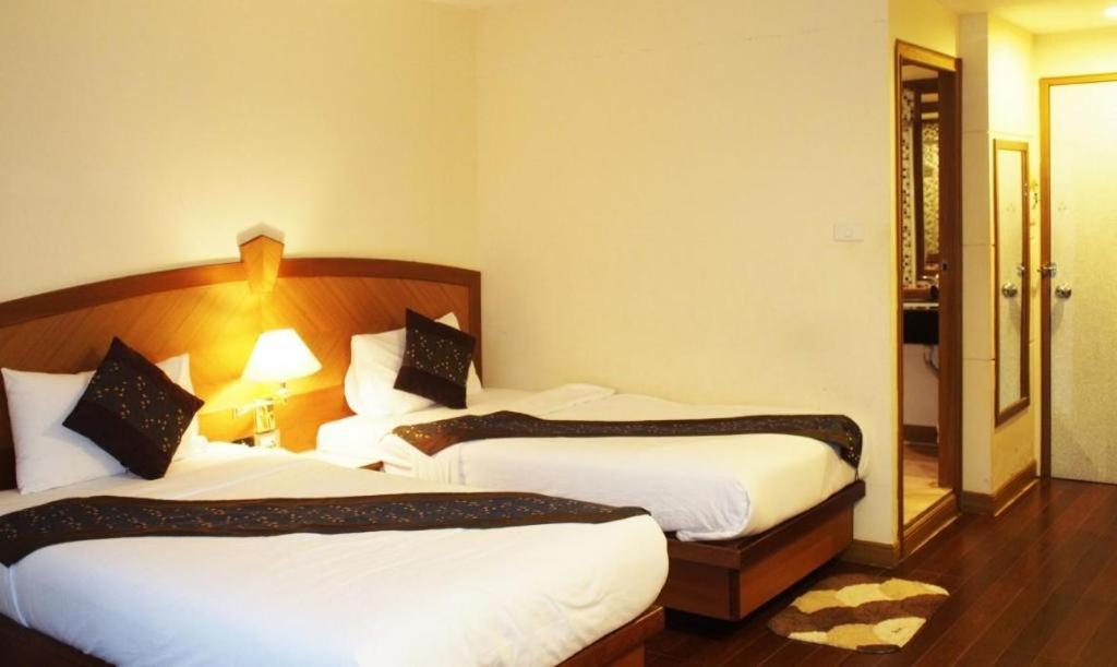 Nh Elegant Hotel Sakon Nakhon Exteriér fotografie